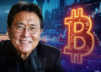 Bitcoin Holds at $117,890 as Kiyosaki Warns of Incoming Volatility and FOMO-Driven Market Shift